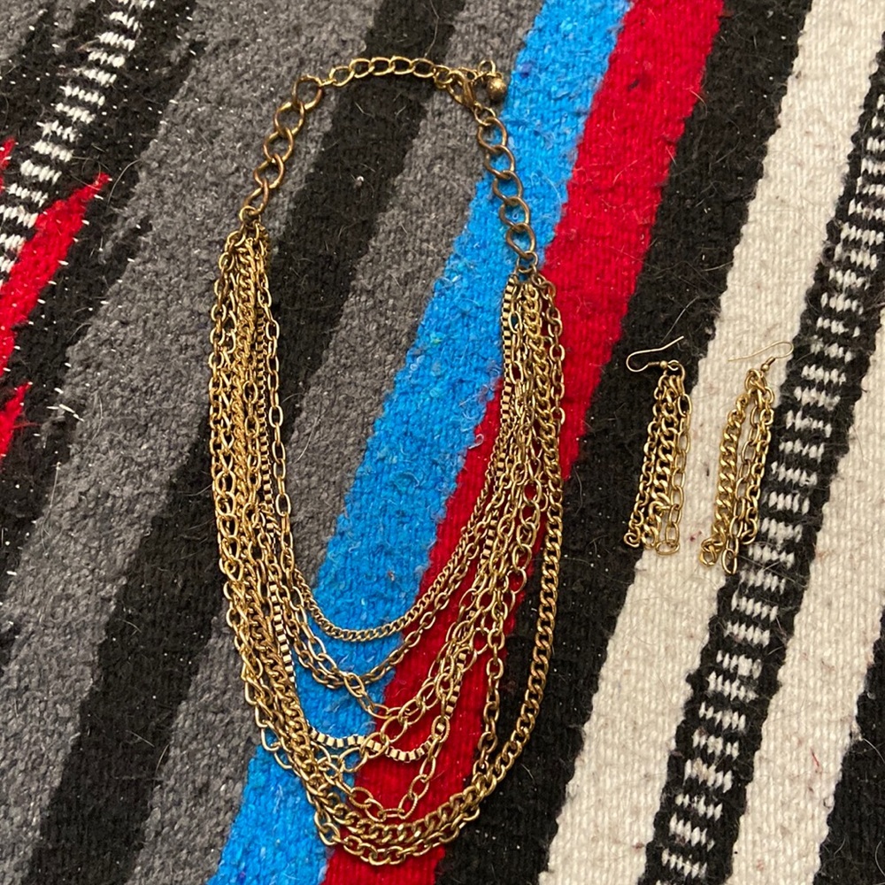 Trendy chain stack necklace with earrings